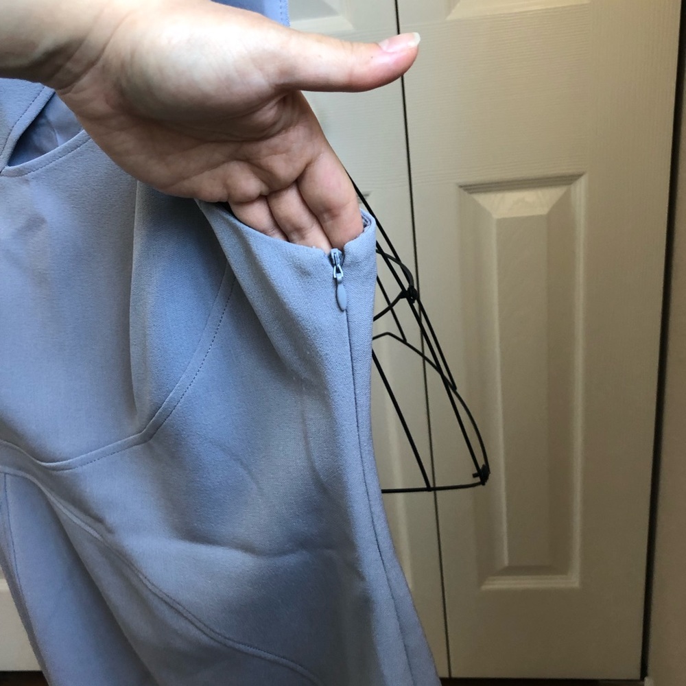 Dress - Picture 3 of 5